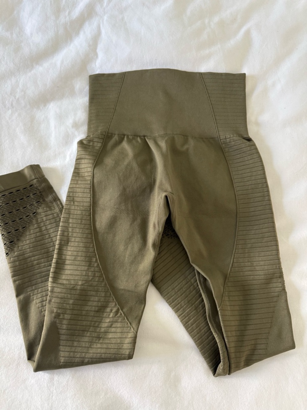 High-Waist Olive Green Seamless Leggings